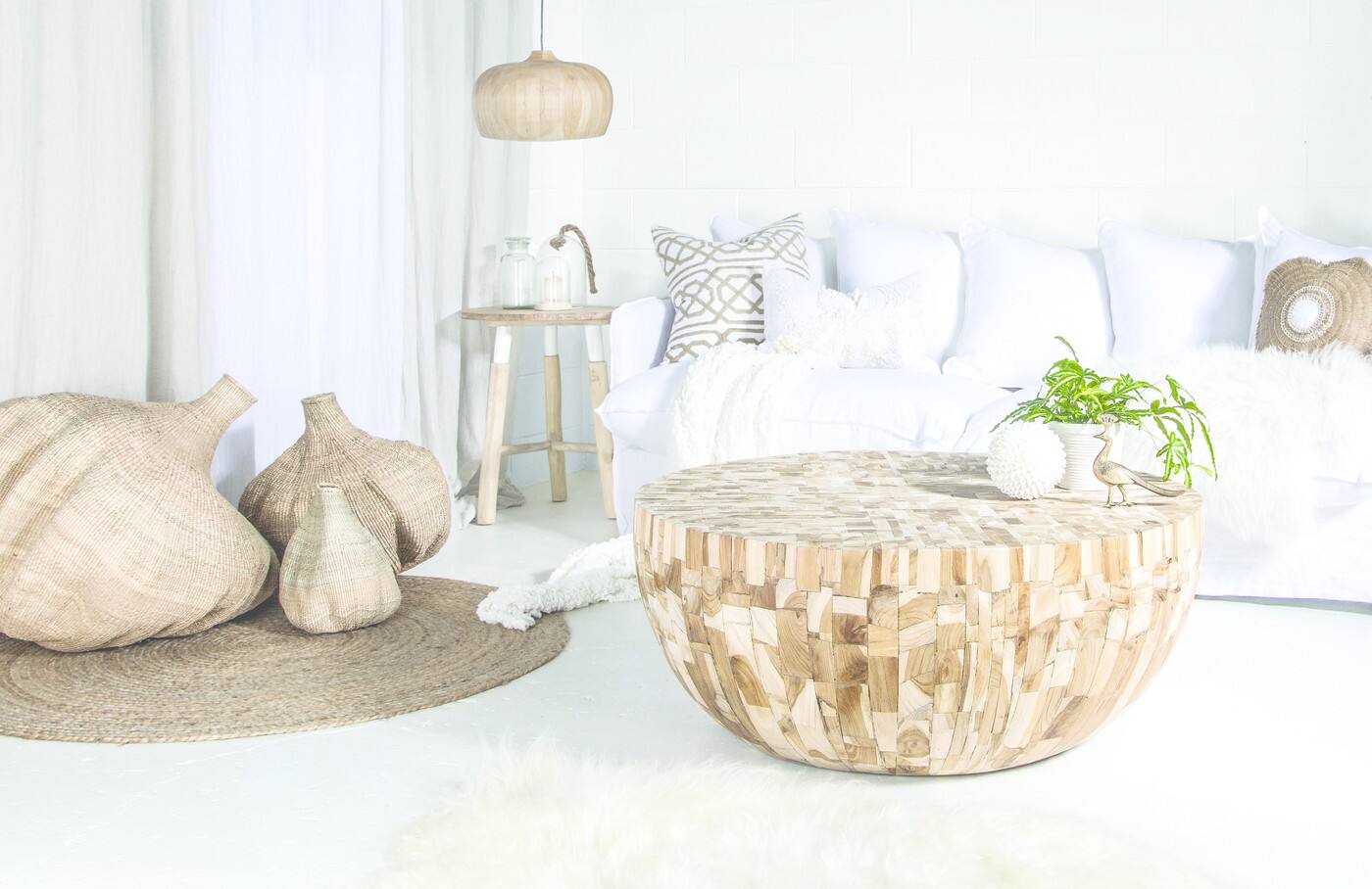 Uniqwa Furniture Imports Pty Ltd - Logo