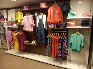 United Colors of Benetton - Logo