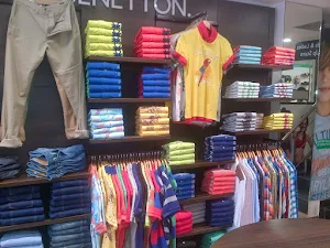United Colors of Benetton - Cover photo