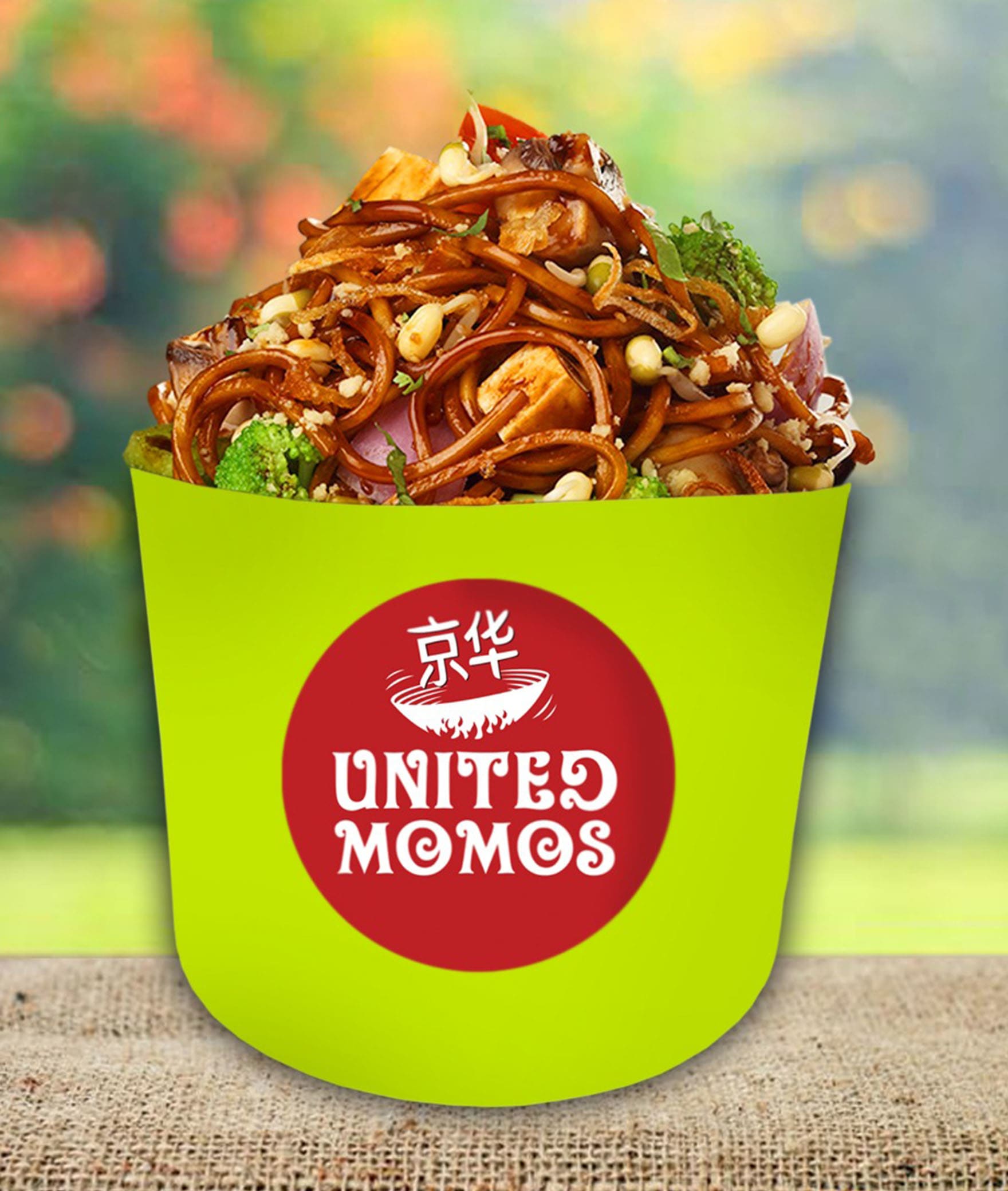 United Momos - Logo