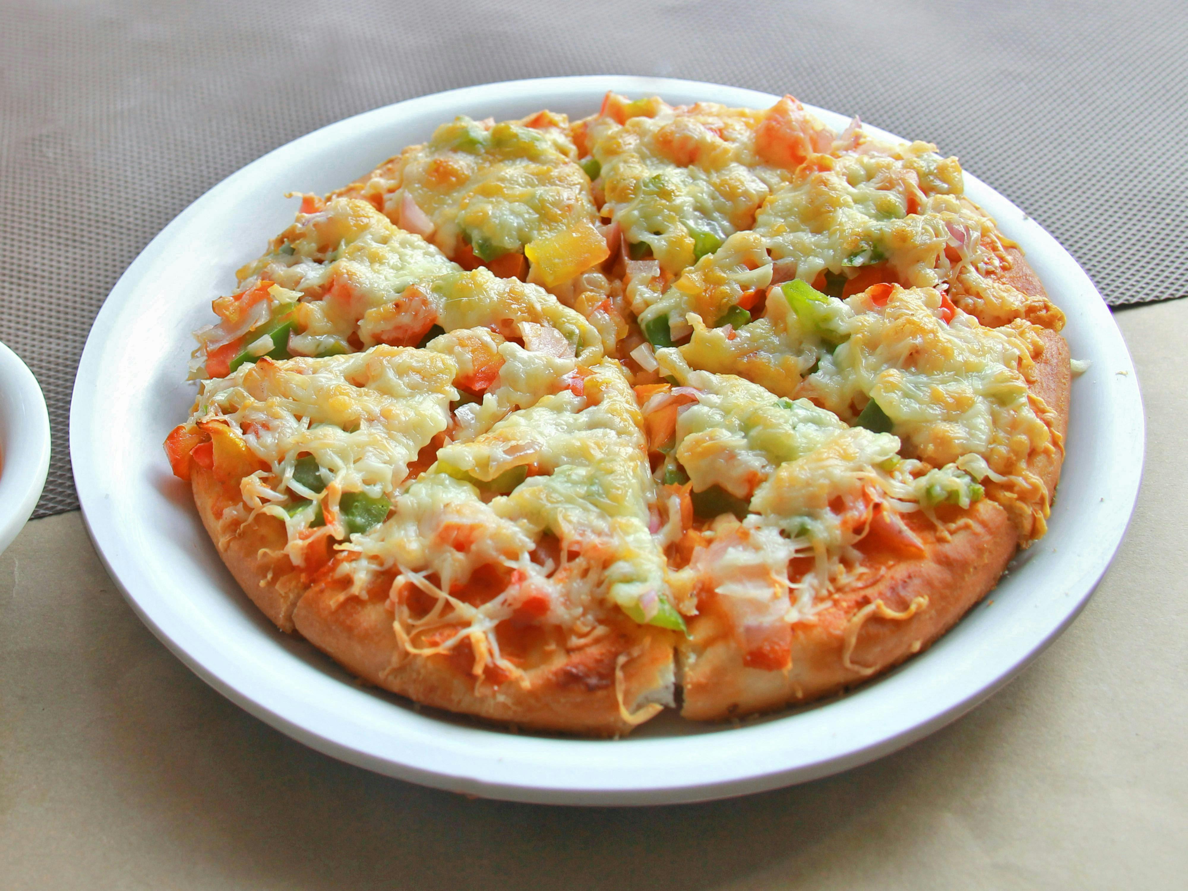 Unlimited Pizza Farm - Logo