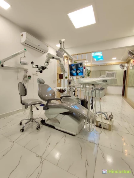 UR Dentist in Uran - Logo