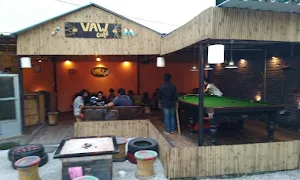 Vaw Cafe - Logo