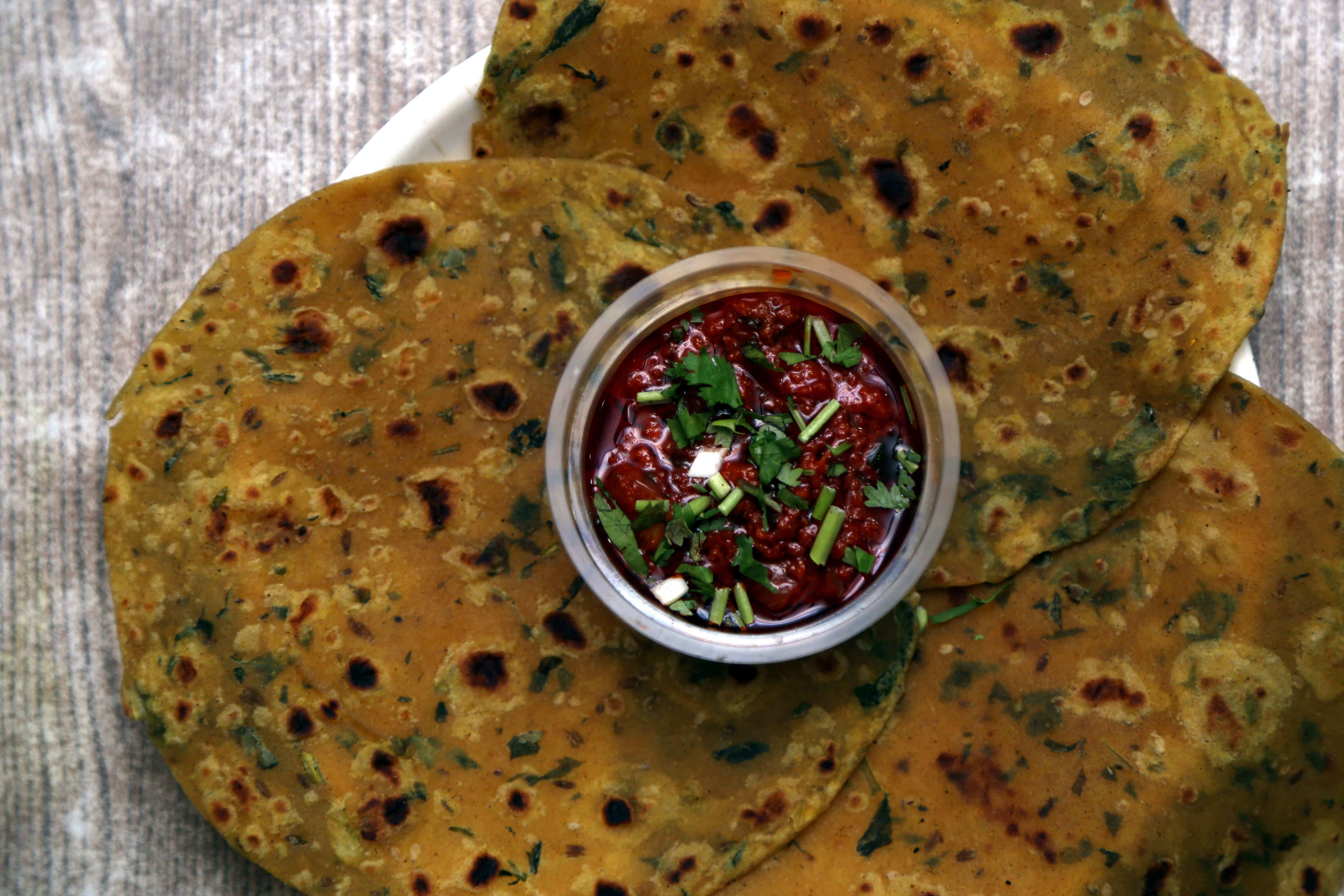 Vada Pav Paratha Chai House - Logo