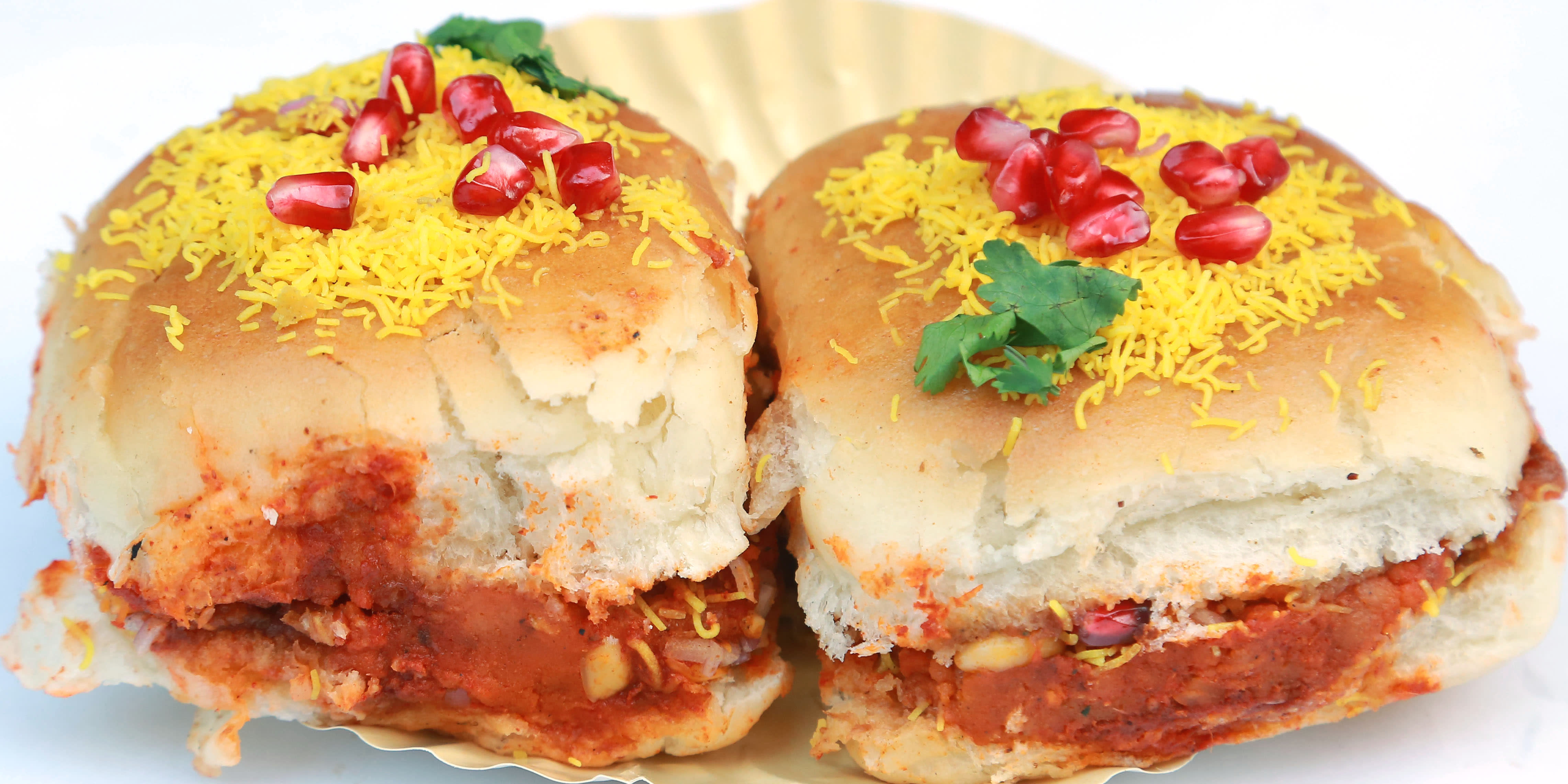 Vada Pav Station - Logo