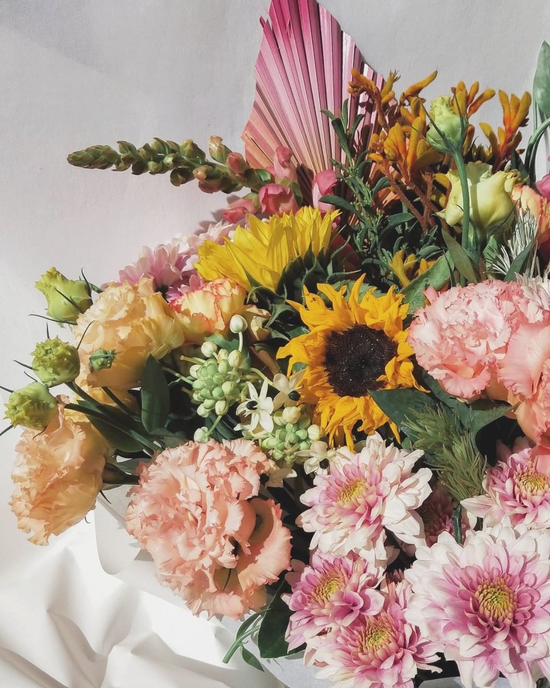 Valley Fresh Flowers - Logo