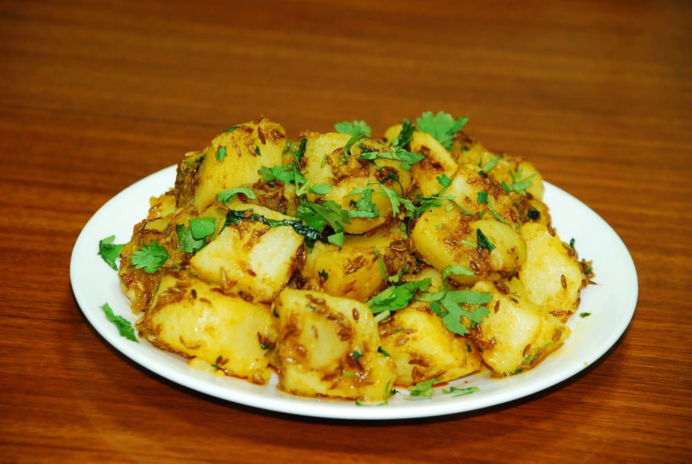 Varhadi Maratha Restaurant - Logo