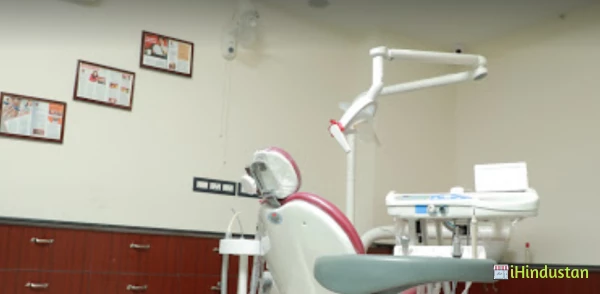Vayalil Specialist Dental Care - Logo