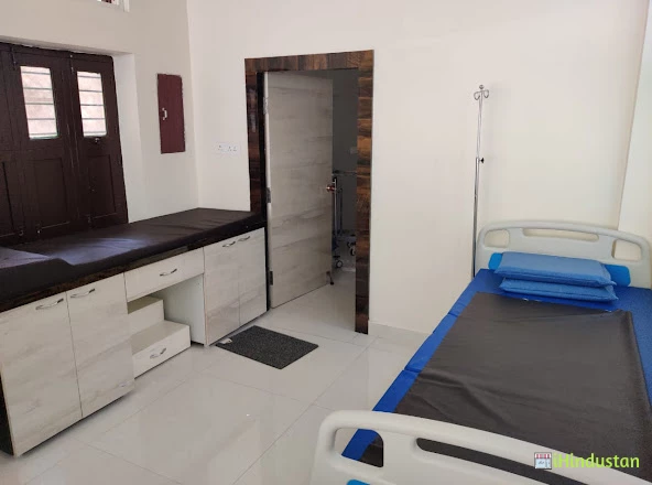 VEDHA MULTI SPECIALITY CLINIC - Logo