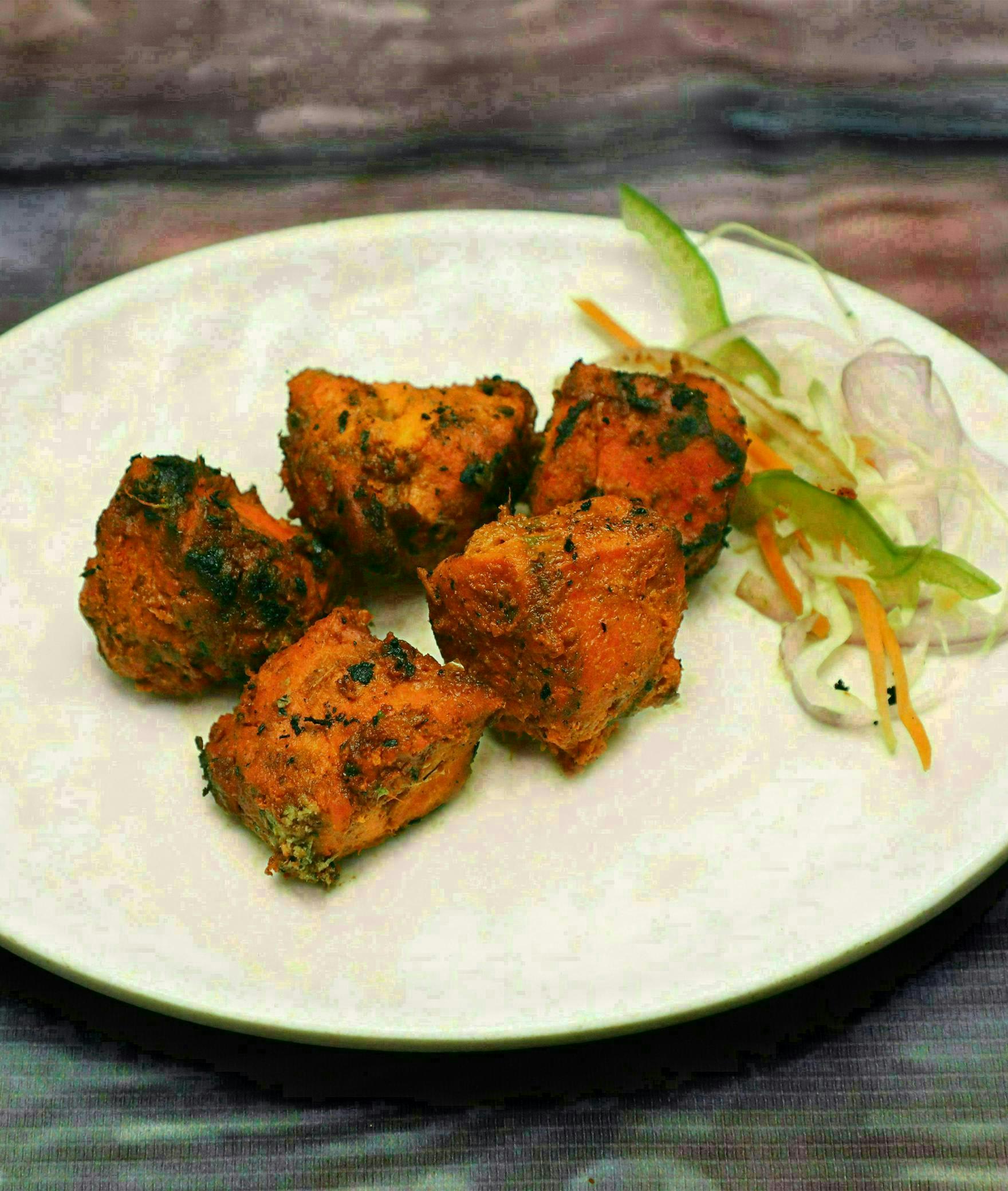 Veera's Kitchen - Logo