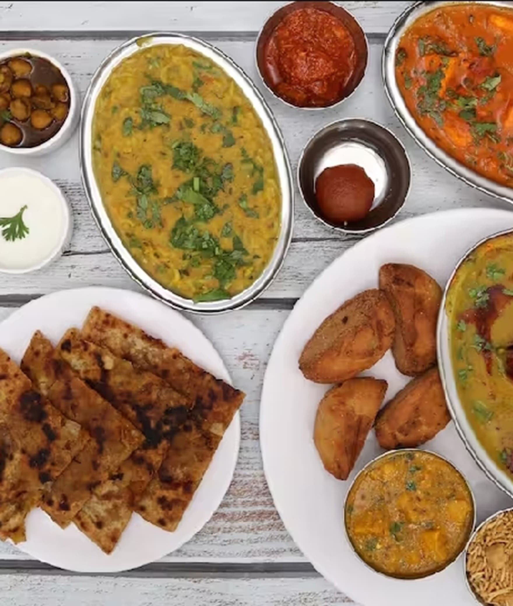 Veg Treat By Mumbai's Kitchen - Logo
