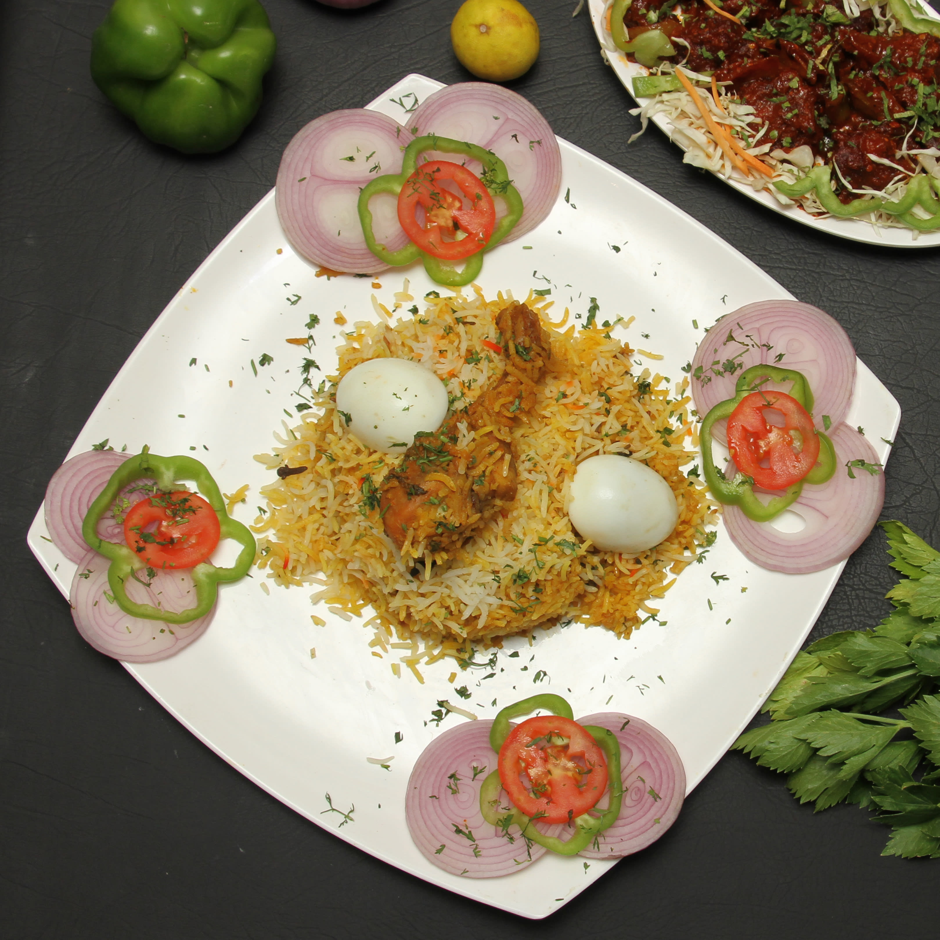 V Empire Halal Restaurant - Logo