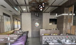 Venkat's Mantraa Kitchen & Bar - Logo
