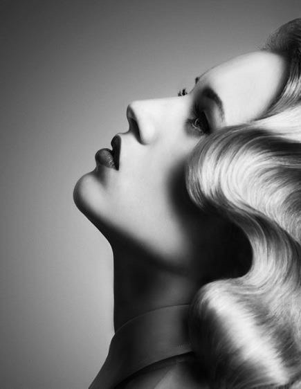 V Hair - Logo