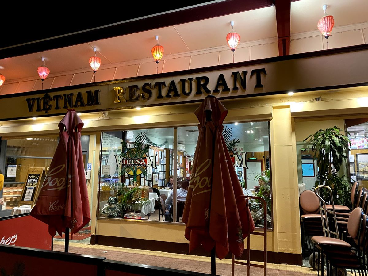 Vietnam Restaurant - Logo