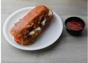 Vijay Hot Dog - Logo