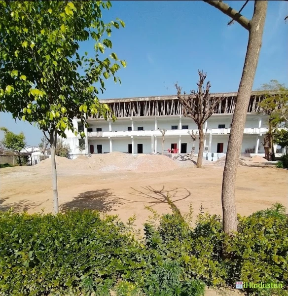 Vijay Singh Pathik Shramjeevi College - Logo