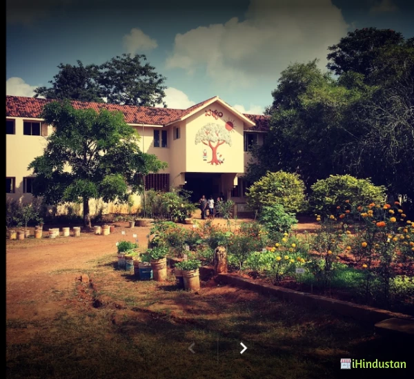 Vikasa vidya vanam - Logo