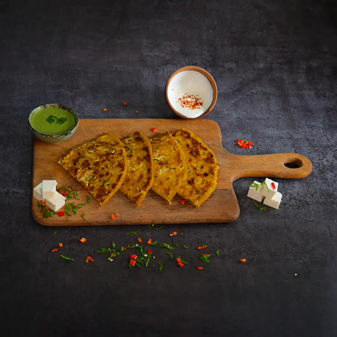 VILLAGE PARATHA WALA - Logo
