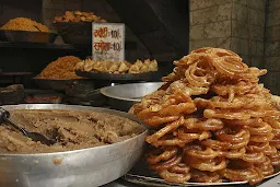 Vinayak Vada Pav - Cover photo