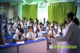 Vinayaka Mission's Kirupananda Variyar Medical College - Logo