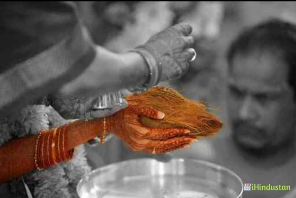 Vinay Choithani Photography - Logo
