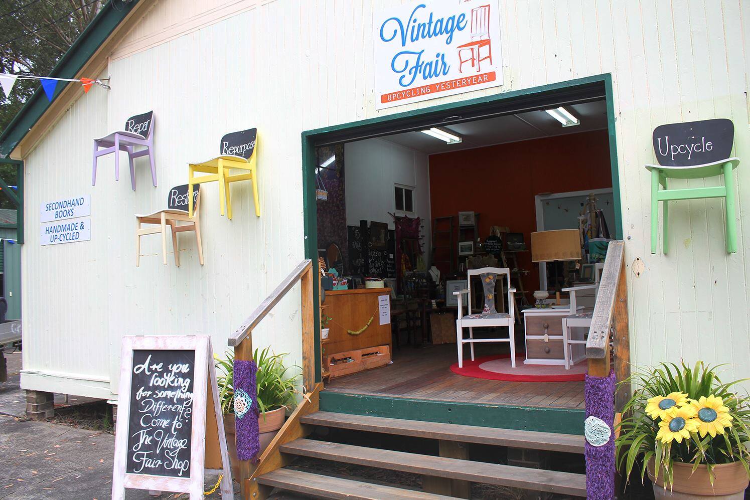 Vintage Fair The Collective - Logo