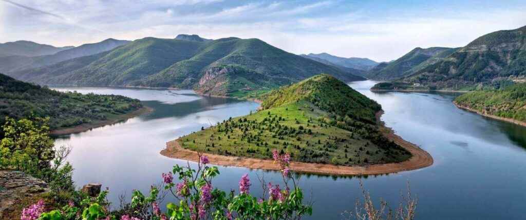 Viral Yatra - Cover photo