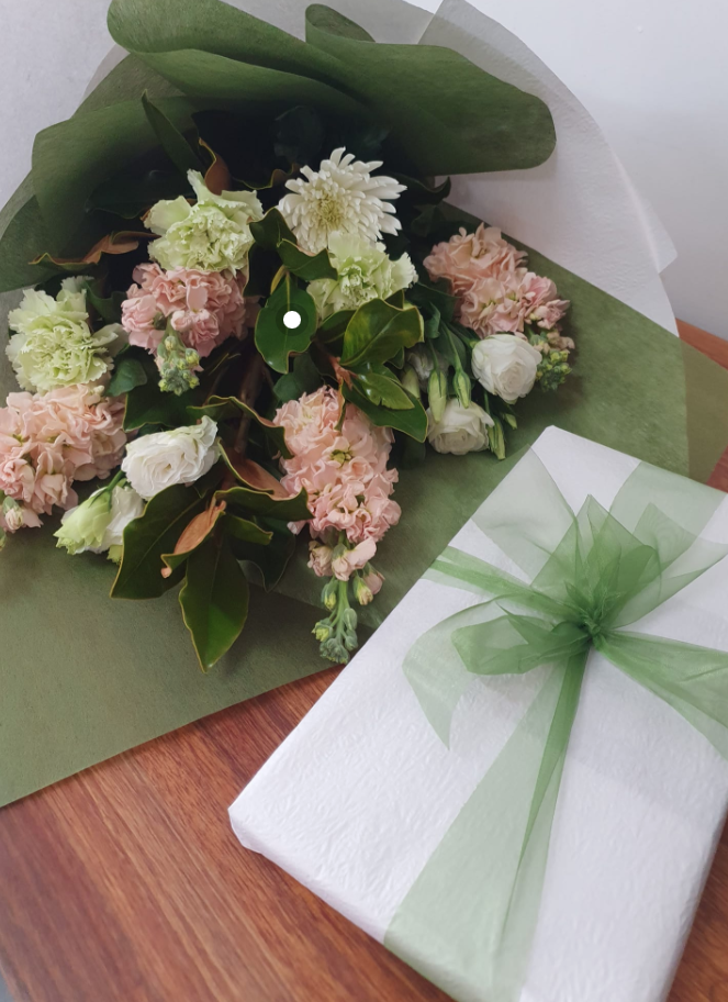 Virginia Mary Florist - Logo