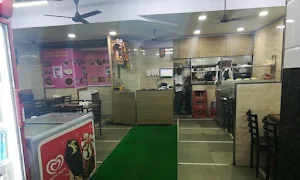 Vishal Lunch Home Veg & Non-Veg - Logo