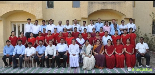 Vivekananda Kendra Vidyalaya - Logo