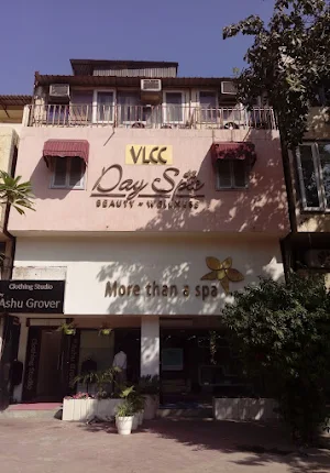VLCC Wellness Centre - Logo