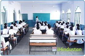 V S Alwar Nursing Institute - Logo