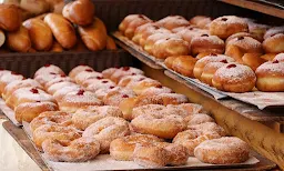 V.V Hot Puffs and Bakery - Cover photo