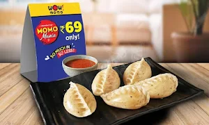 Wow! Momo - Logo