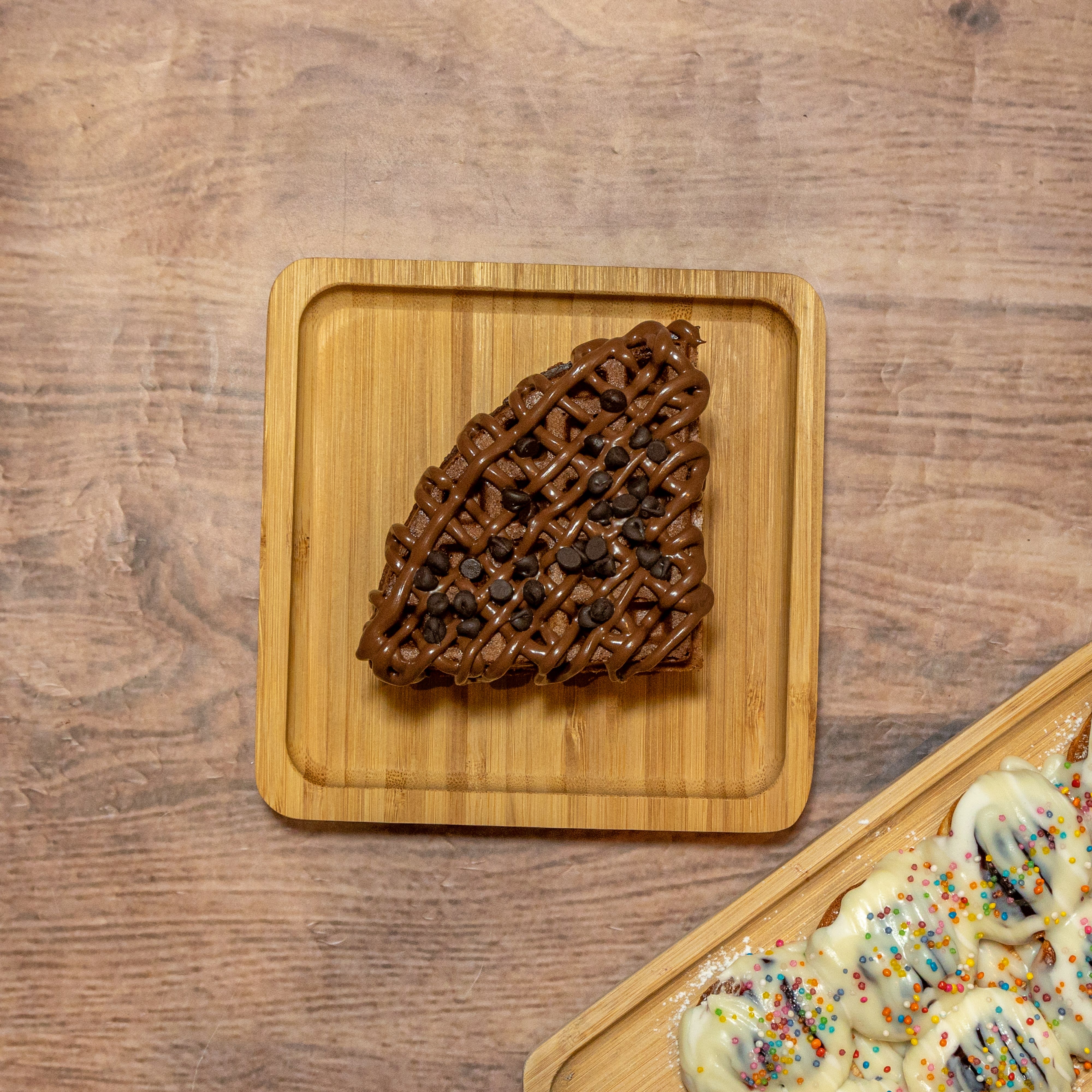 Waffee House - Logo