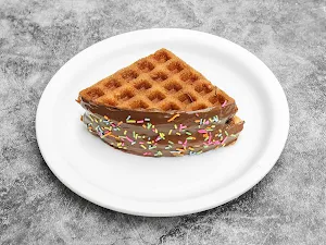 Waffle Treats - Logo