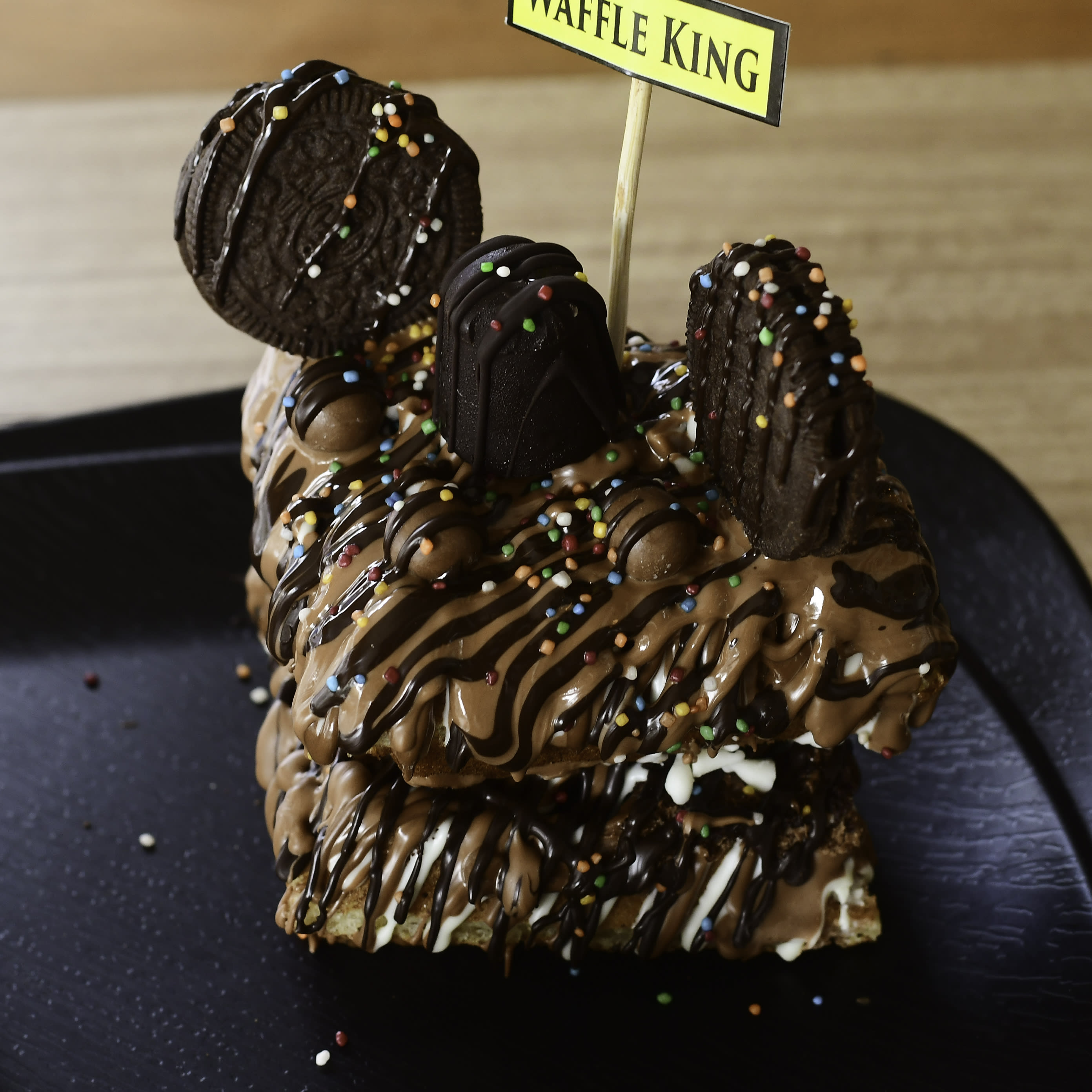 Waffle king - Logo