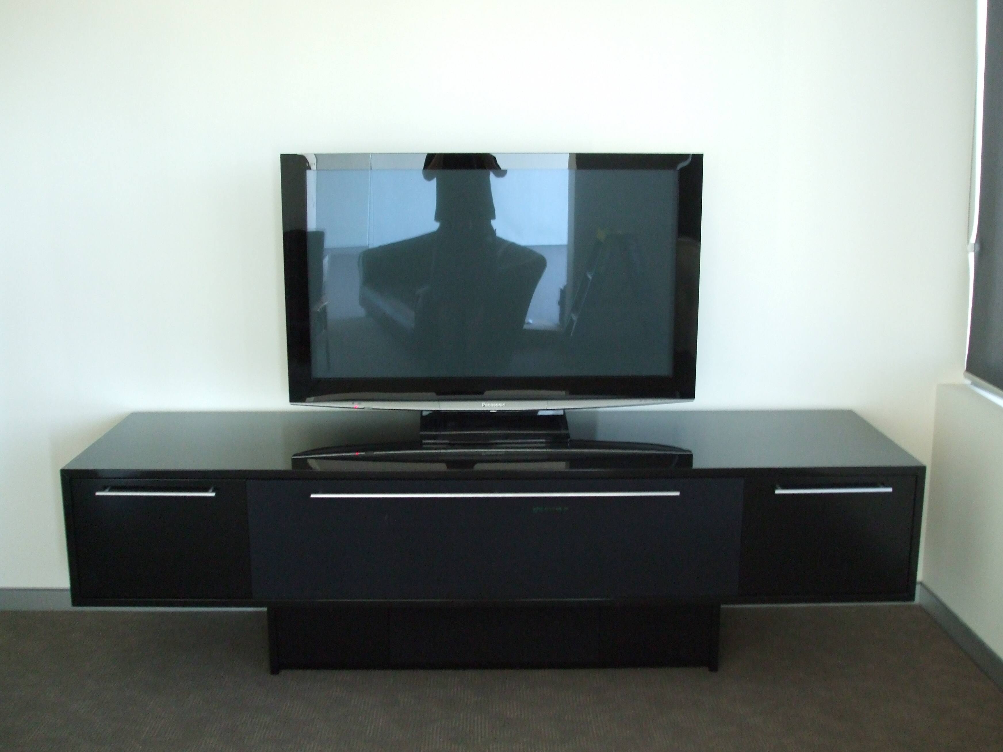 Wagga Wagga Audio Visual - Logo