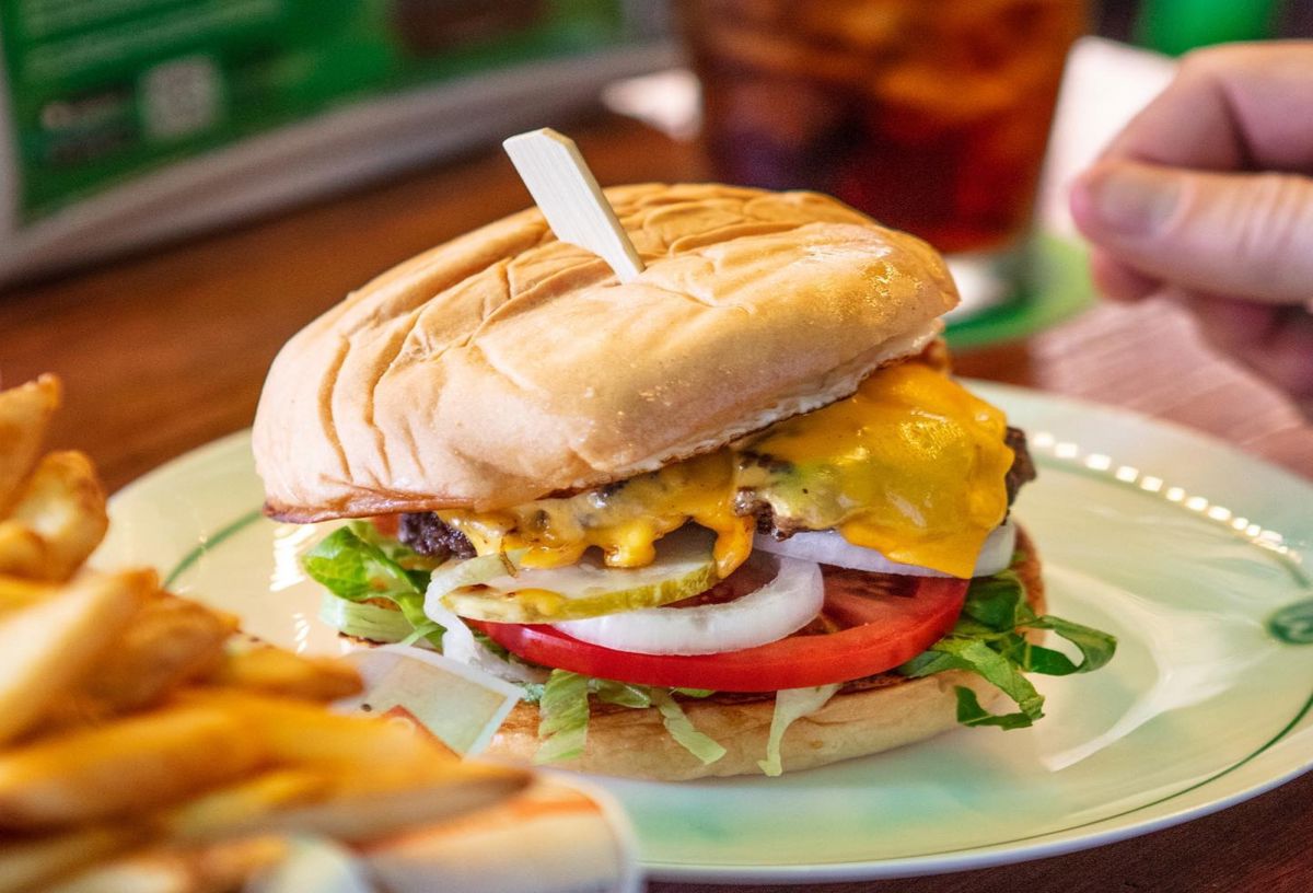 Wahlburgers at Opera Quays - Logo
