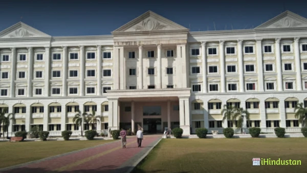 Wainganga College of Engineering & Management - Logo
