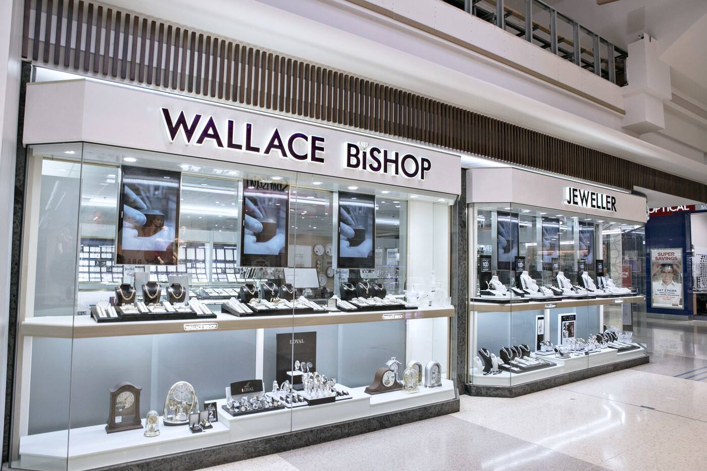 Wallace Bishop - Toombul Shopping Centre - Logo