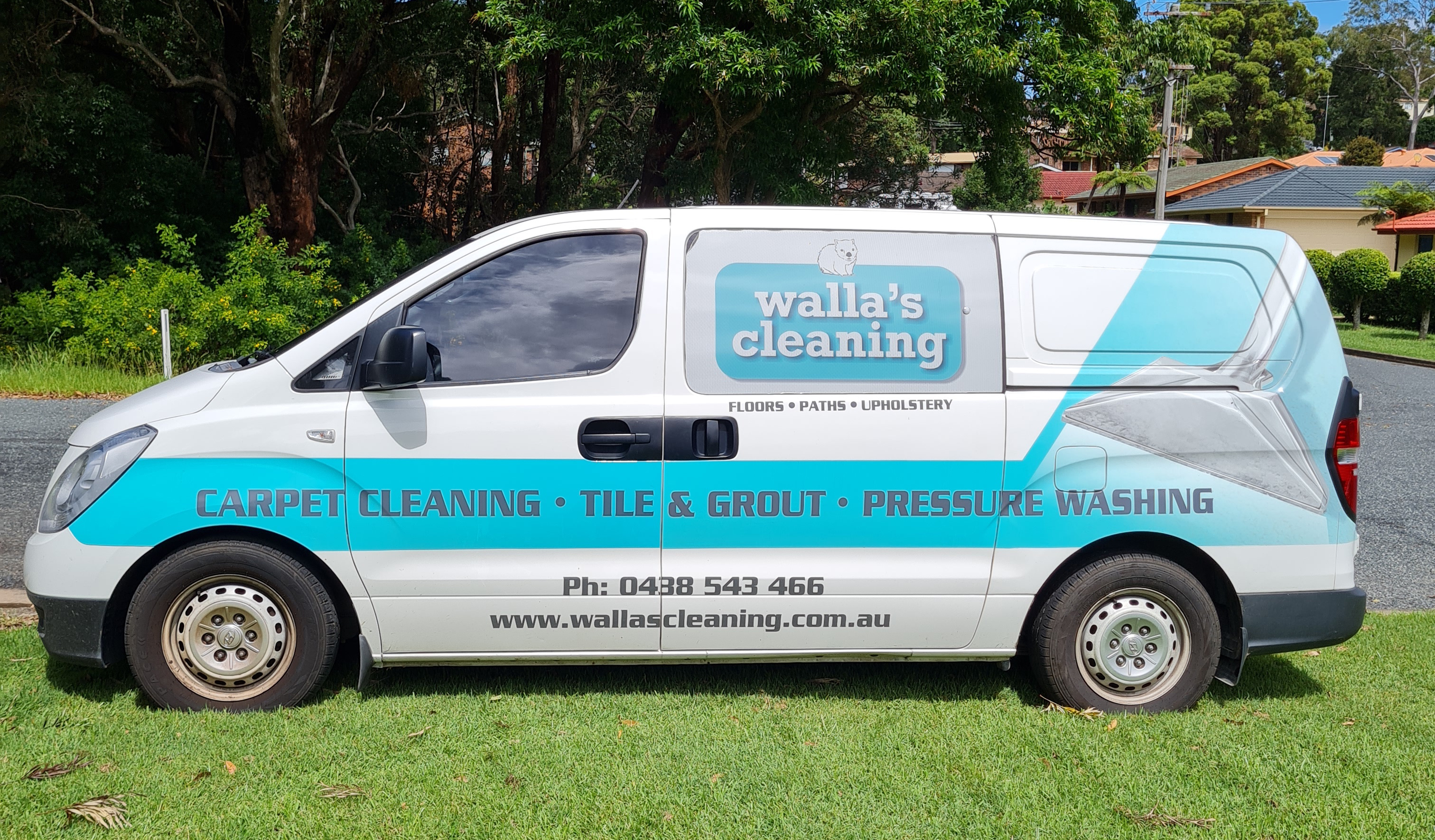 Walla's Cleaning - Logo
