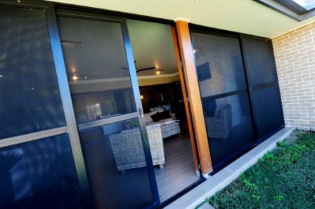 Wares Blinds, Screens & Awnings - Logo