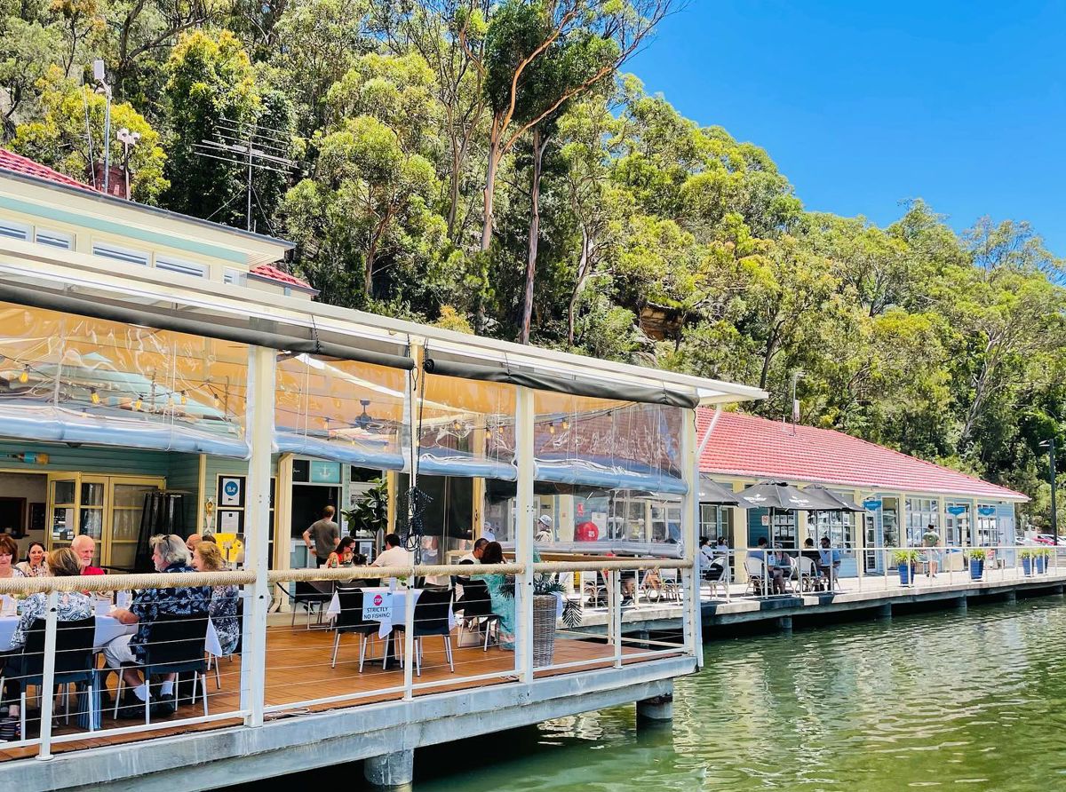 Waterside Bistro - Logo