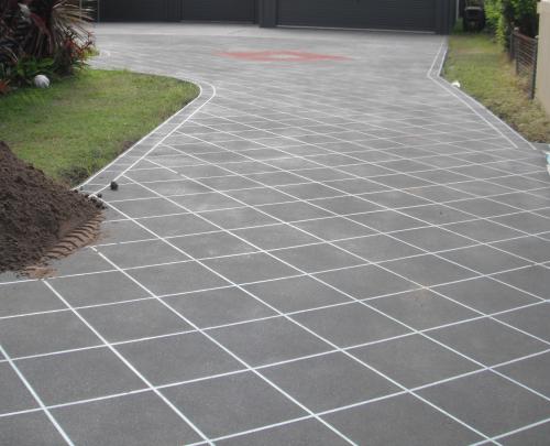Wayne Hall Concreting - Logo