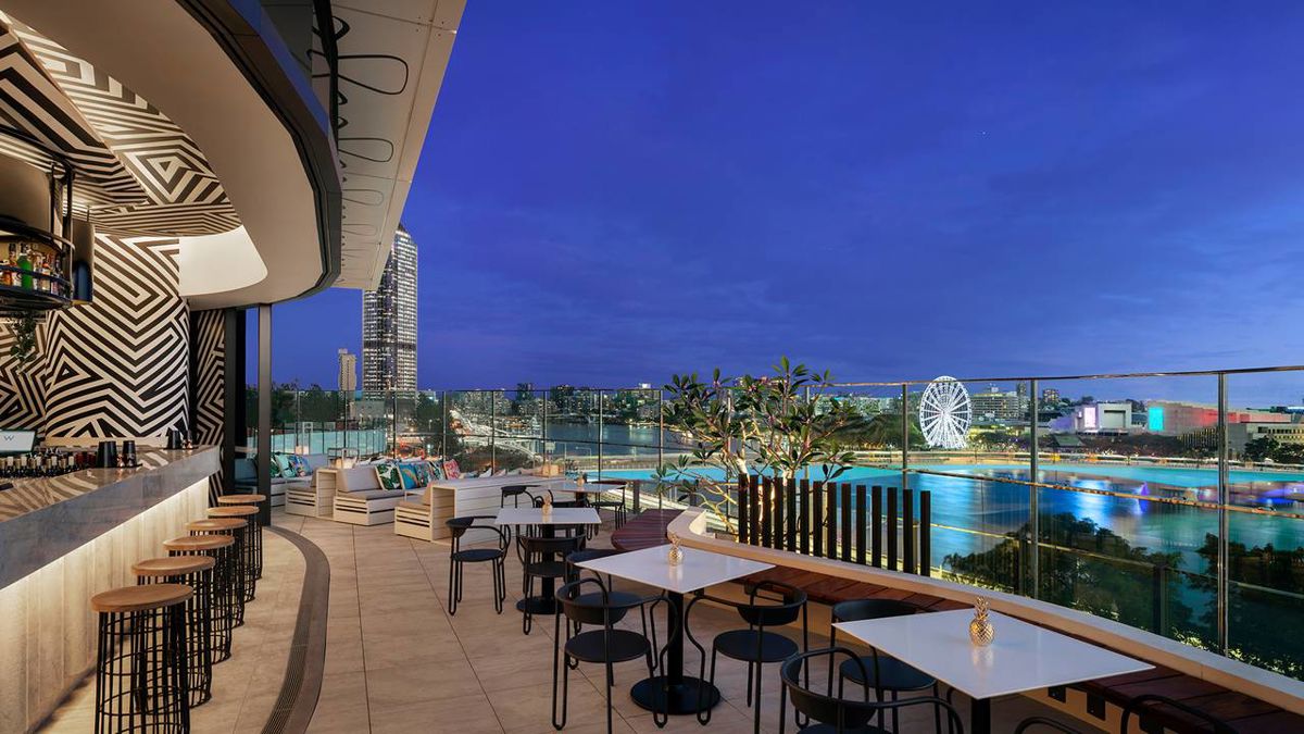 W Brisbane - WET Deck - Logo