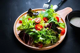 WeFit - Bowls,Salads &Sandwiches - Logo