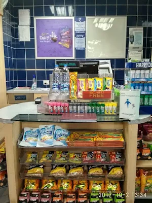 WHSmith Store - Logo