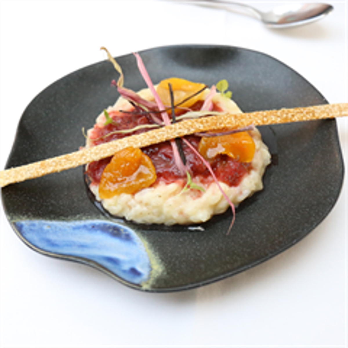 William Blue Dining - Logo